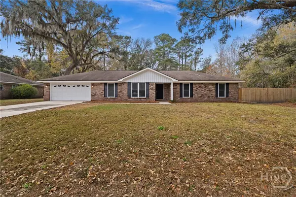 701 Leaning Oaks Drive, Savannah, GA 31410