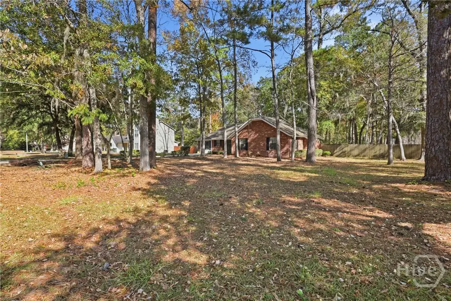 400 Willow Oak Lane, Hinesville, GA 31313 - Image #2