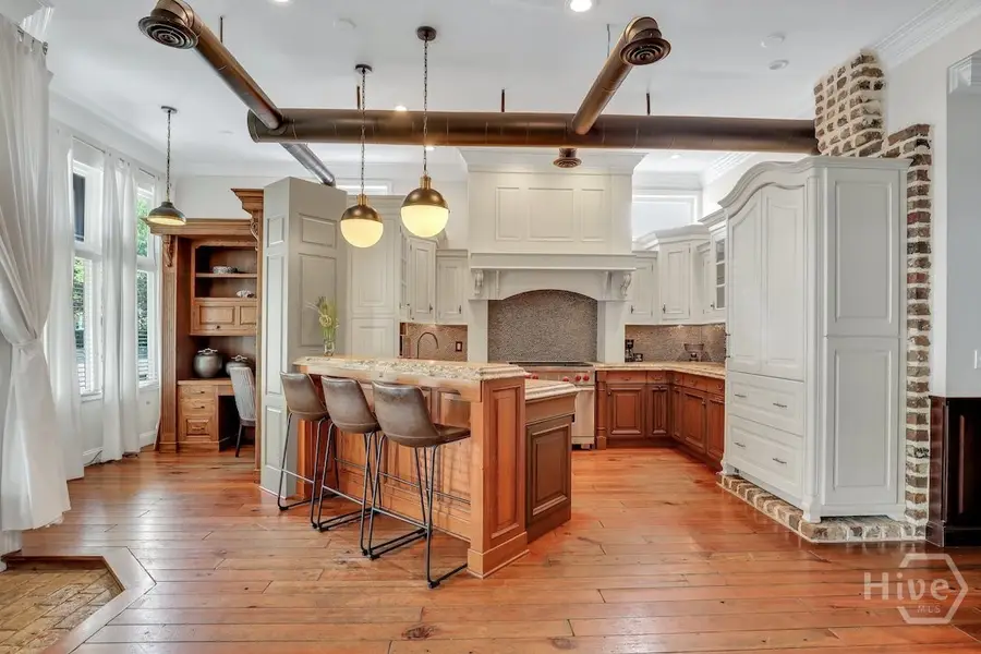 1014 Abercorn Street, Savannah, GA 31401 - Image #3