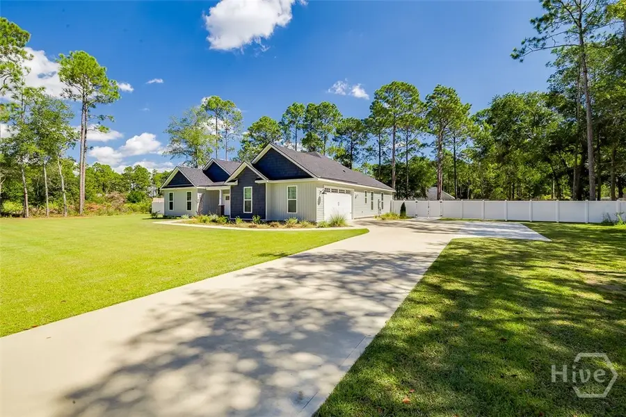 200 W Melody Drive, Jesup, GA 31545 - Image #2