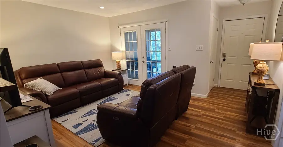 401 N Cromwell Road #F5, Savannah, GA 31410 - Image #2