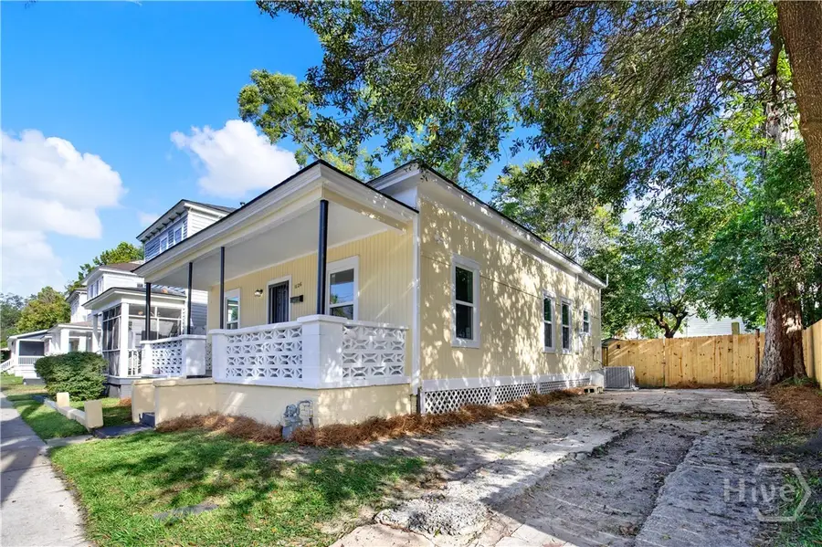 1126 E Waldburg Street, Savannah, GA 31404 - #2