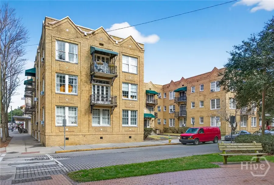 210 E State Street #18, Savannah, GA 31401 - Image #3