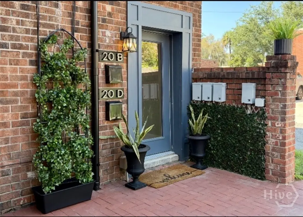 20 W Duffy Street #D, Savannah, GA 31401 - Image #1