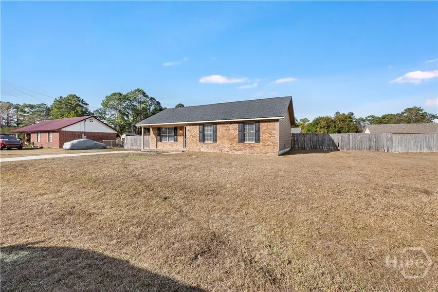 245 W Kenny Drive, Hinesville, GA 31313 - Image #3