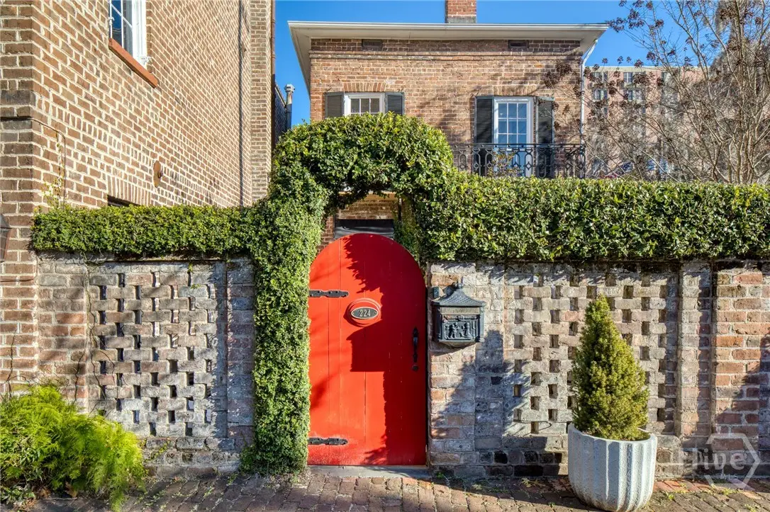 224 E Gordon Street, Savannah, GA 31401 - Image #1