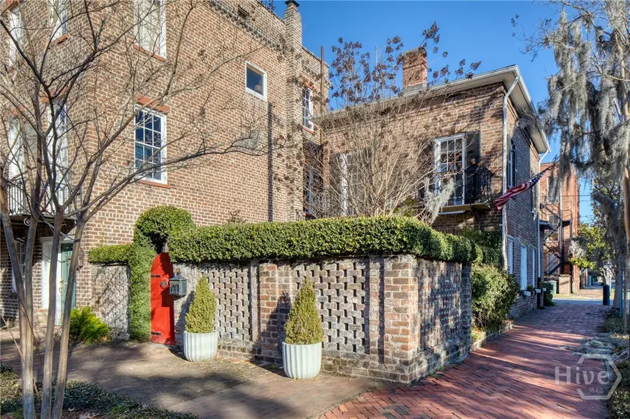 224 E Gordon Street, Savannah, GA 31401 - Image #2