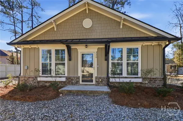 220 S Skinner Avenue, Pooler, GA 31322