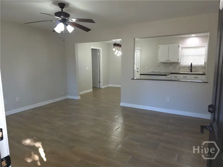 979 White Circle, Hinesville, GA 31313 - Image #2