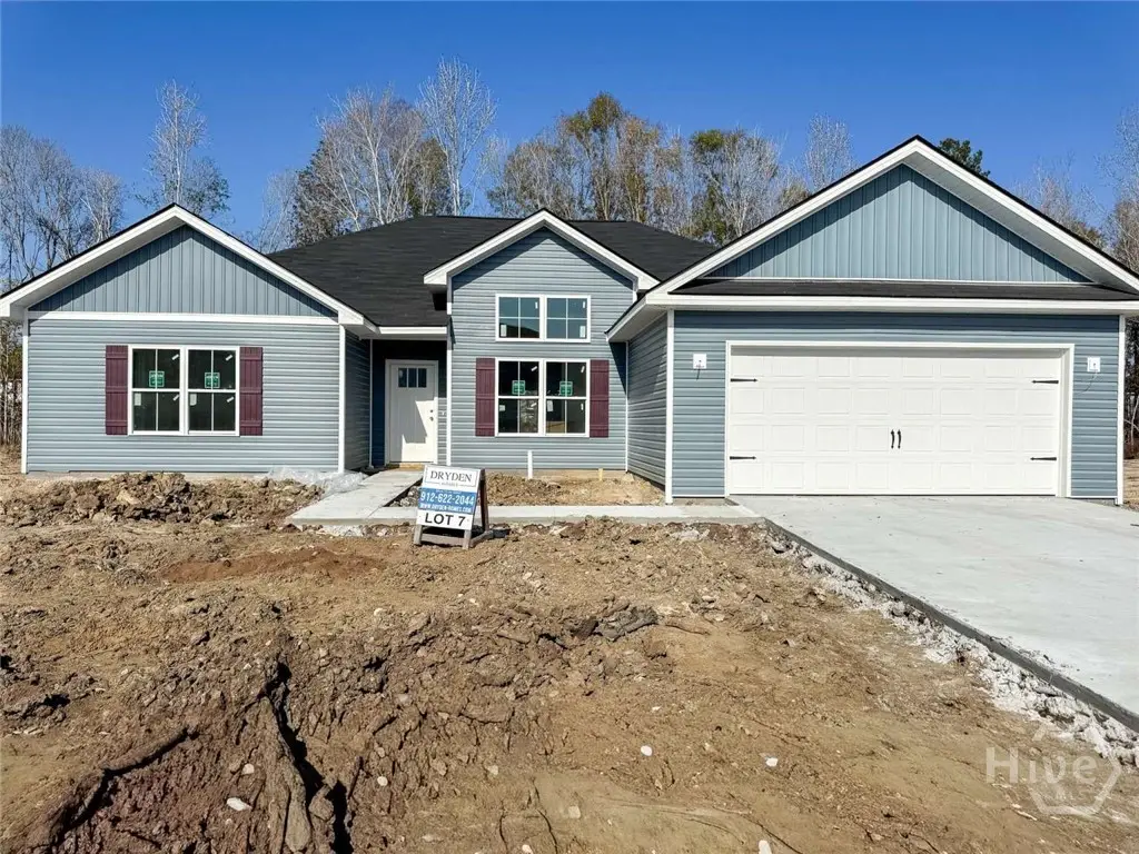 98 Providence Loop, Hinesville, GA 31313 - Image #1