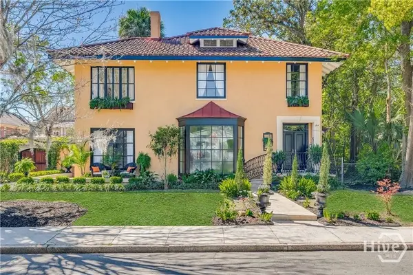 529 E 44th Street, Savannah, GA 31405