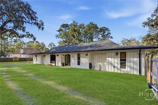 707 White Bluff Avenue, Savannah, GA 31419