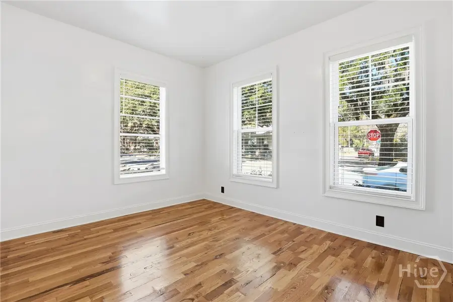 521 W 37th Street, Savannah, GA 31415 - Image #2