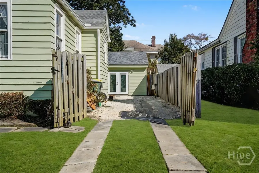 640 E 41st Street, Savannah, GA 31401 - Image #2