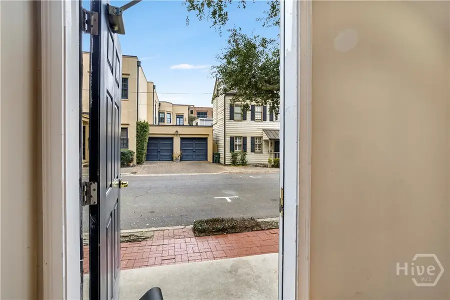 317 W Charlton Street, Savannah, GA 31401 - Image #3
