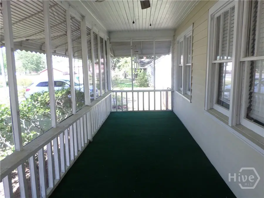 33 Russell Avenue, Garden City, GA 31408 - #2