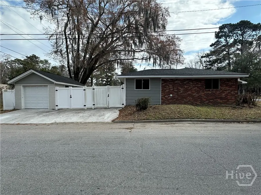 1902 E 57th Street, Savannah, GA 31404 - Image #2