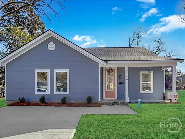 1207 E 71st Street, Savannah, GA 31404