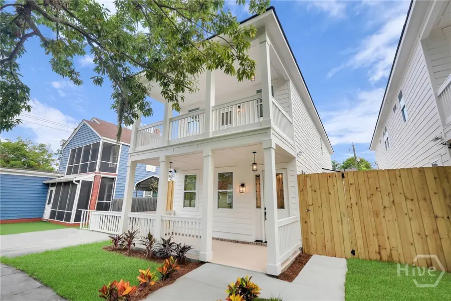 904 E 33rd Street, Savannah, GA 31401 - #2
