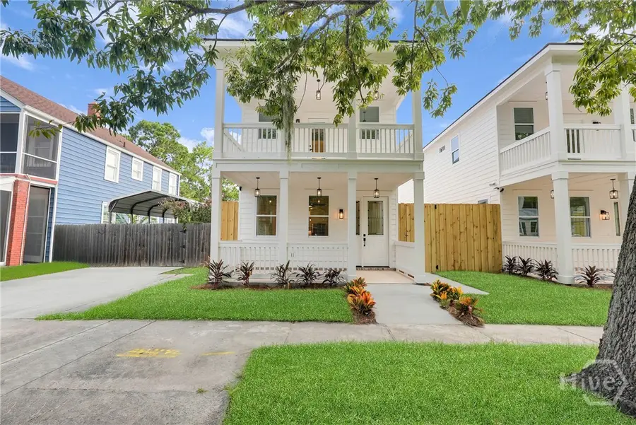 904 E 33rd Street, Savannah, GA 31401 - #3