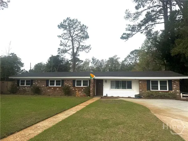 7 Broadmoor Circle, Savannah, GA 31406