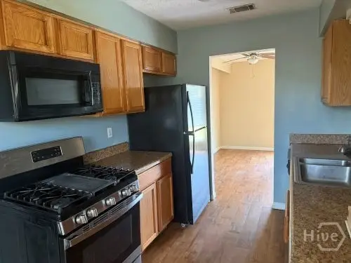 111 S Robinhood Drive, Savannah, GA 31406 - #3