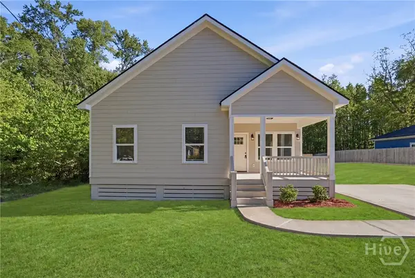 150 Darling Street, Savannah, GA 31408