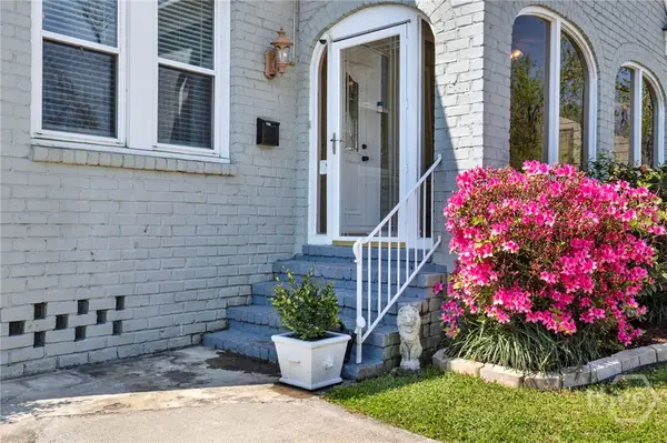 1007 Maupas Avenue, Savannah, GA 31401