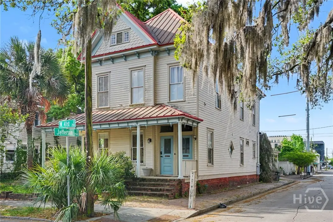225 W 41st Street, Savannah, GA 31401 - #1