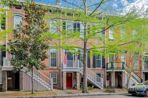 216 W Bolton Street, Savannah, GA 31401