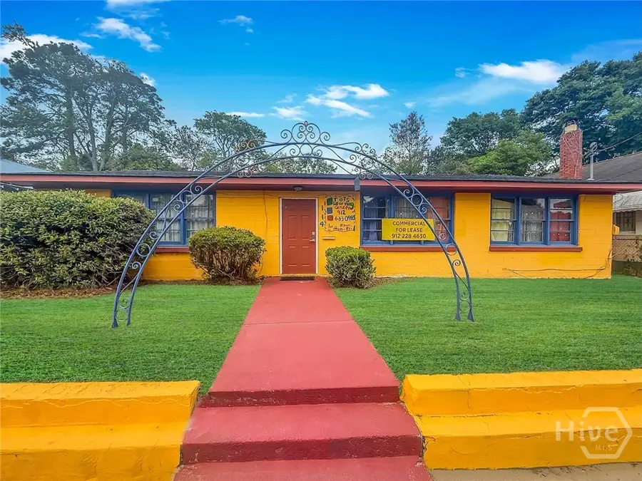 114 W 61st Street, Savannah, GA 31401 - #3