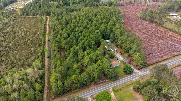 476 Cypress Bay Loop Road, Ellabell, GA 31308