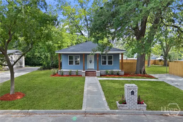 2010 Palmetto Avenue, Savannah, GA 31405