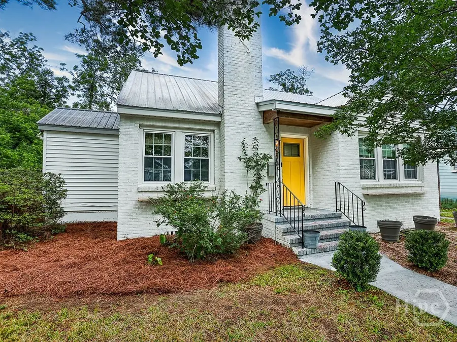 1216 E 40th Street, Savannah, GA 31404 - #2