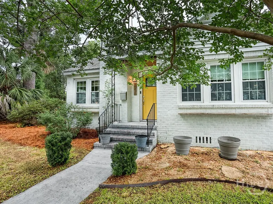 1216 E 40th Street, Savannah, GA 31404 - #3