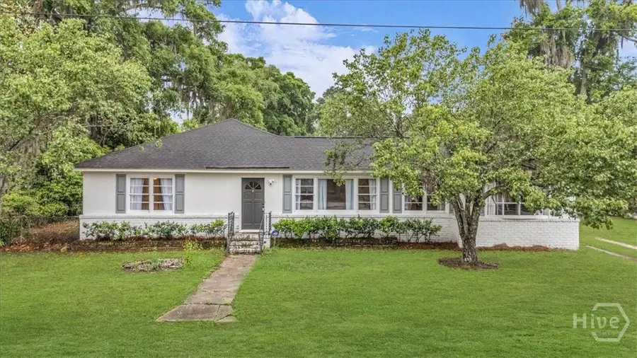2223 E Derenne Avenue, Savannah, GA 31406 - #2