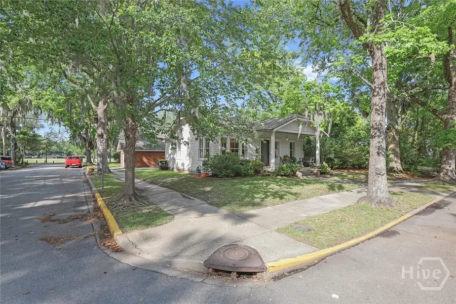 1304 E 48th Street, Savannah, GA 31404 - #2