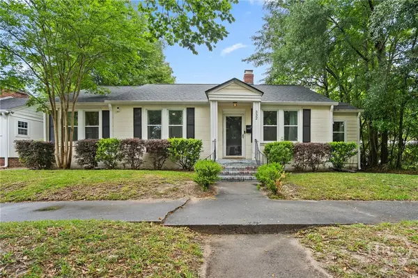 332 E 56th Street, Savannah, GA 31405