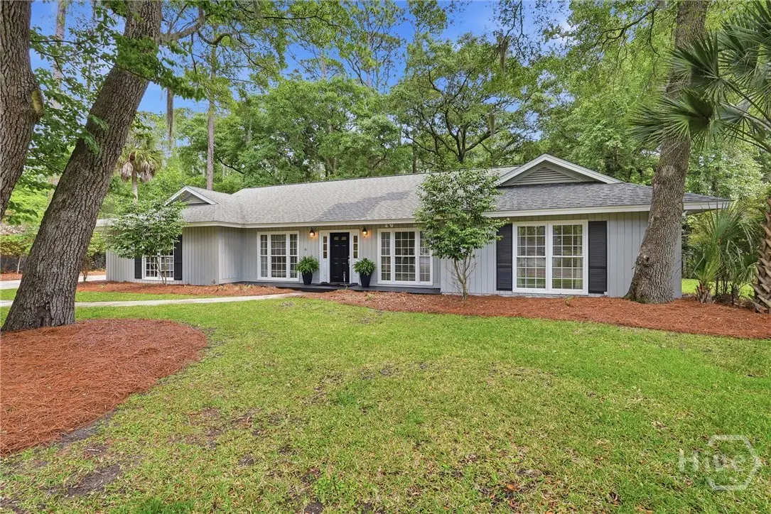 11 Monastery Road W, Savannah, GA 31411 - #1