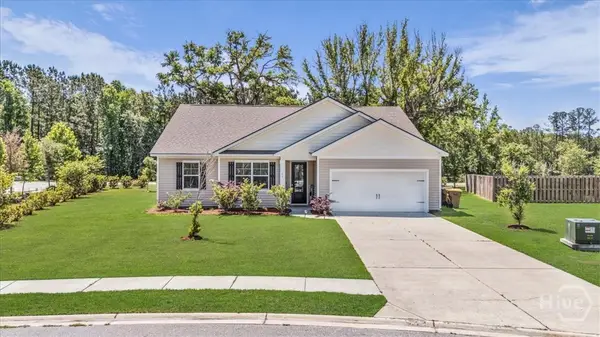 11 Wedge Circle, Richmond Hill, GA 31324