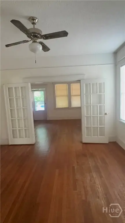 512 W 44th Street, Savannah, GA 31405 - #3