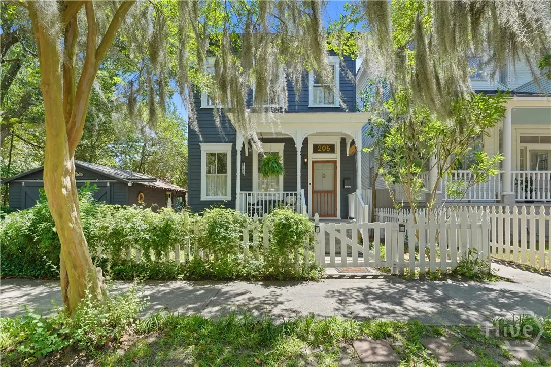 205 E 39th Street, Savannah, GA 31401 - #1