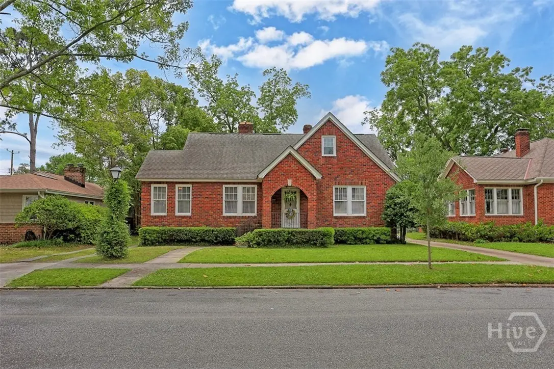 319 E 52nd Street, Savannah, GA 31405 - #1