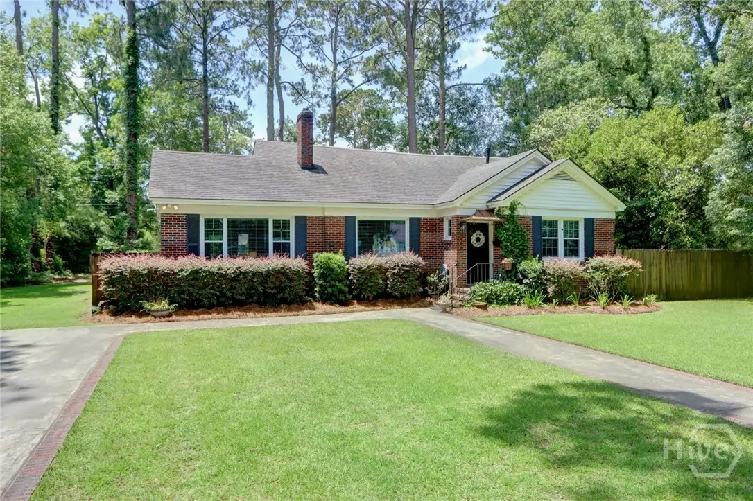 423 E 57th Street, Savannah, GA 31405 - #1