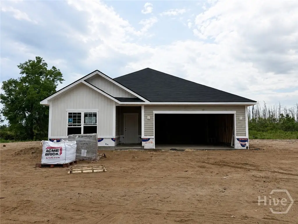100 Cloverfield Drive Se, Allenhurst, GA 31301 - #1