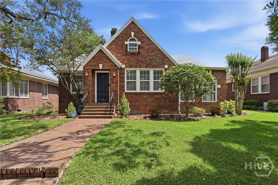 326 E 53rd Street, Savannah, GA 31405 - #1