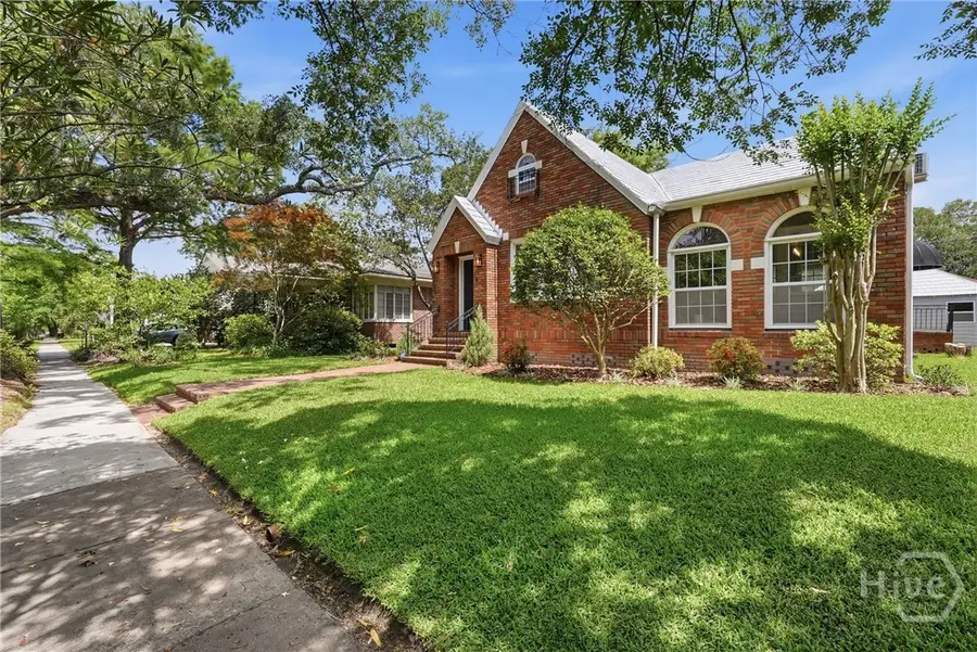 326 E 53rd Street, Savannah, GA 31405 - #2