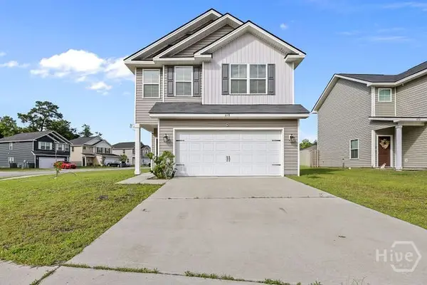 618 Fairview Circle, Hinesville, GA 31313