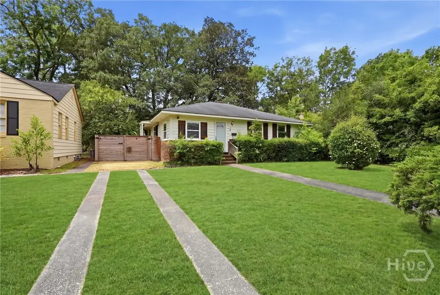 117 E 63rd Street, Savannah, GA 31405 - #3