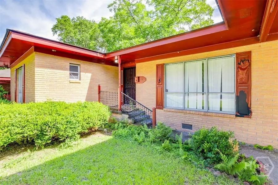 1119 W 49th Street, Savannah, GA 31405 - #3